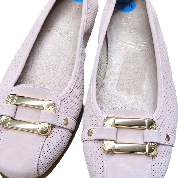 Brand New AEROSOLES Ballet Pink Flats dize 7.5 - Picture 4 of 9